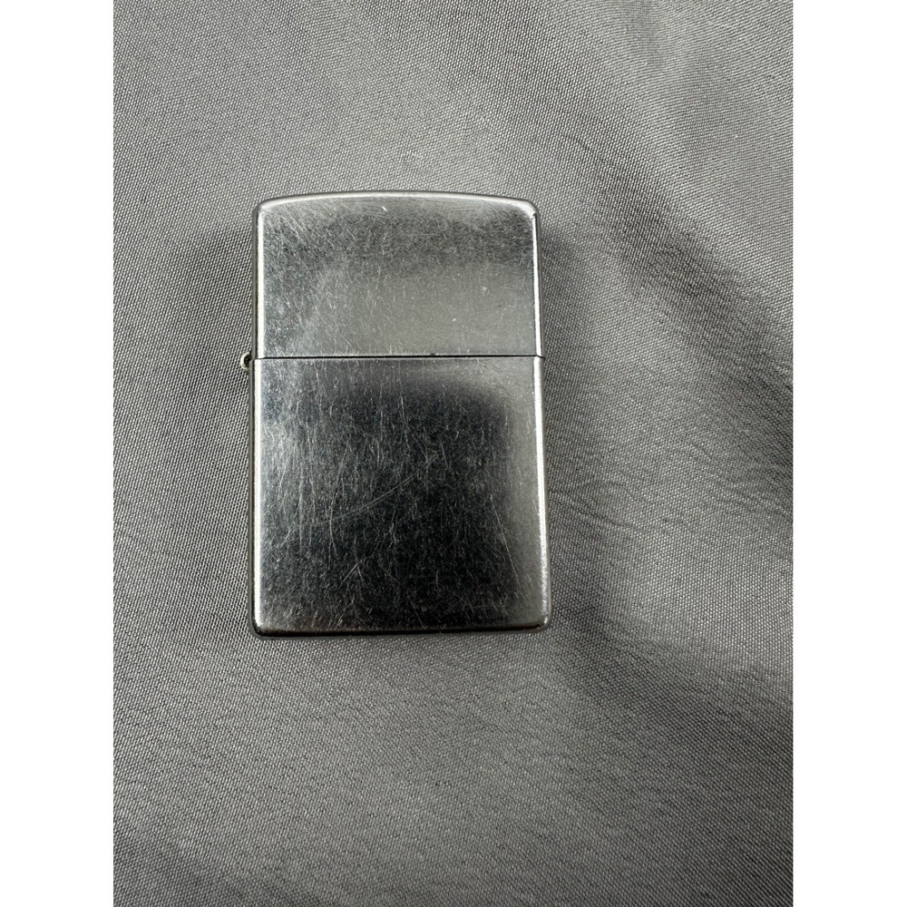 2 vintage Zippo lighters, need repair, untested - Picture 2 of 10